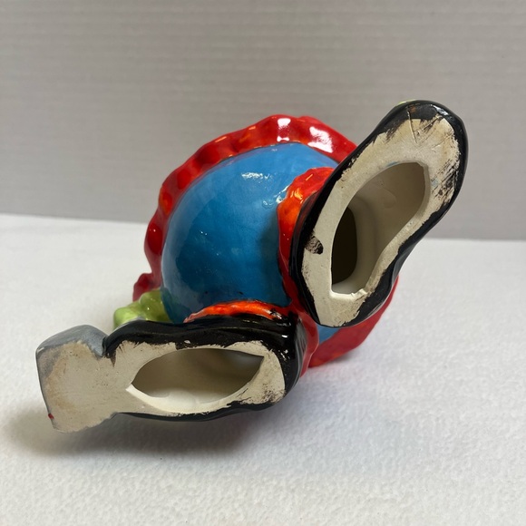 Vintage Ceramic Circus Clown Figurine Hand-Painted Colorful Glossy Decor 7” - Picture 6 of 6